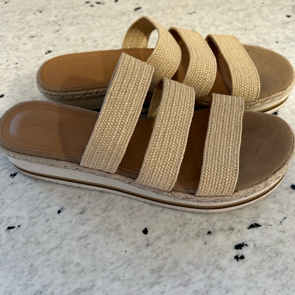 Target Sandals - Picture 6 of 6